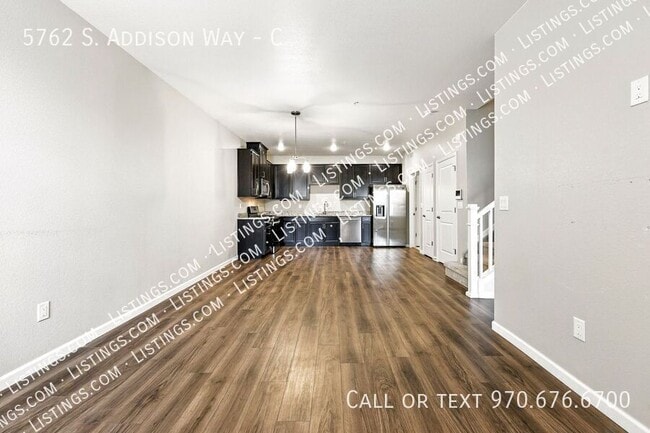 Building Photo - 5762 S Addison Way