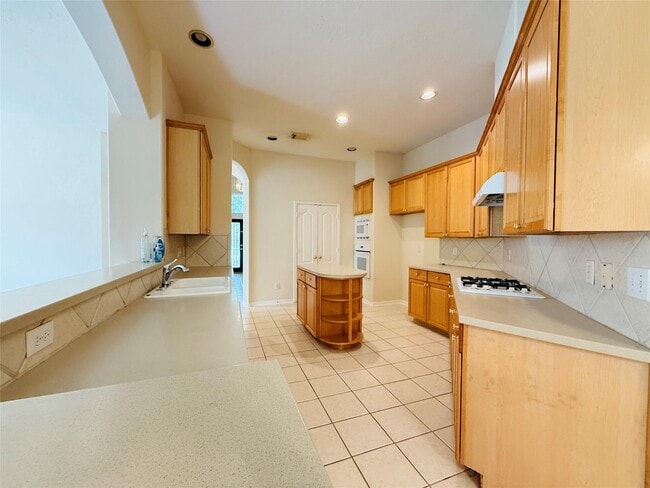 Building Photo - 103 Greenridge Cir