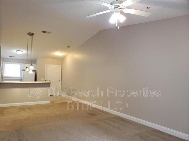 Building Photo - 6010 Dick Pond Rd