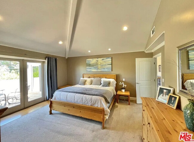 Building Photo - 3250 Midvale Ave