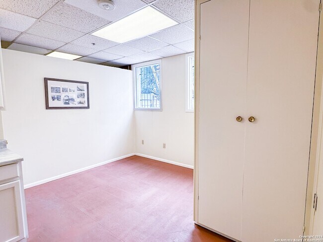 Building Photo - 245 Losoya St