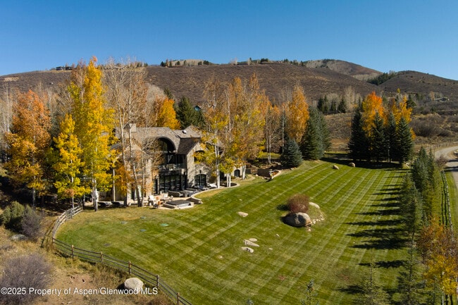 Building Photo - 75 McLain Ct