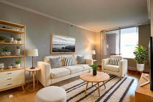 Building Photo - 1230 23rd St NW