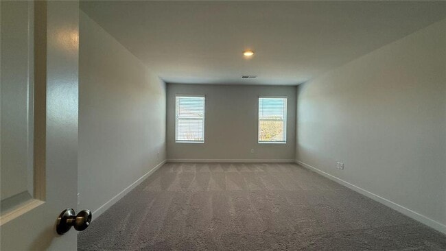 Building Photo - 7253 Mulberry St