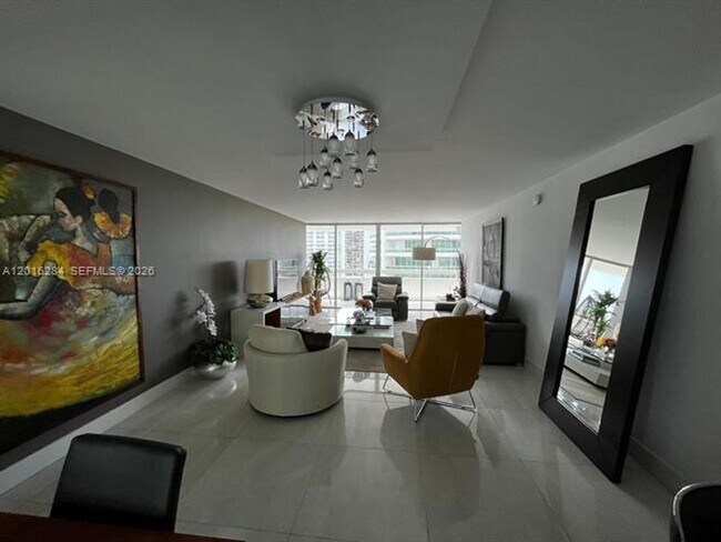 Building Photo - 1627 Brickell Ave