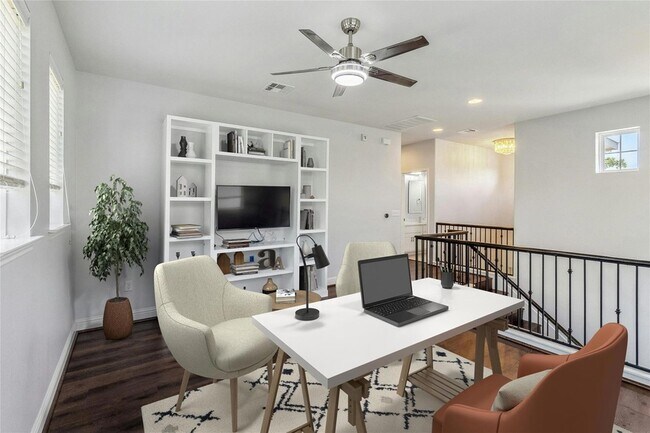 Building Photo - 11813 Quintana Cove