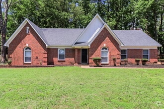 Building Photo - 160 Walnut Bend Cove
