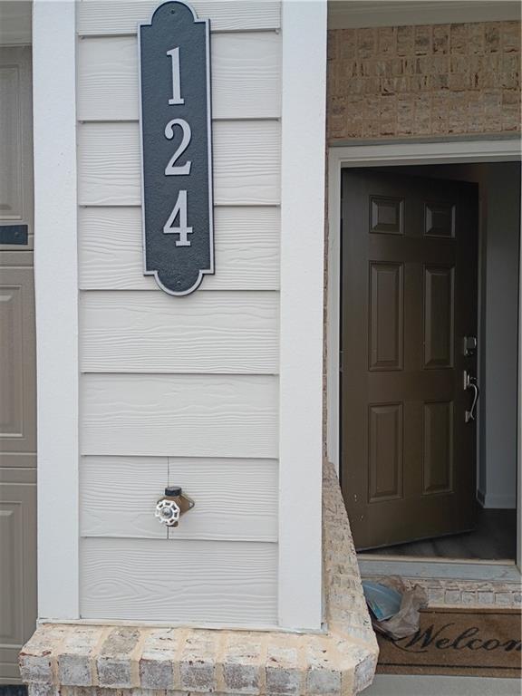 Building Photo - 124 Hazel Dr