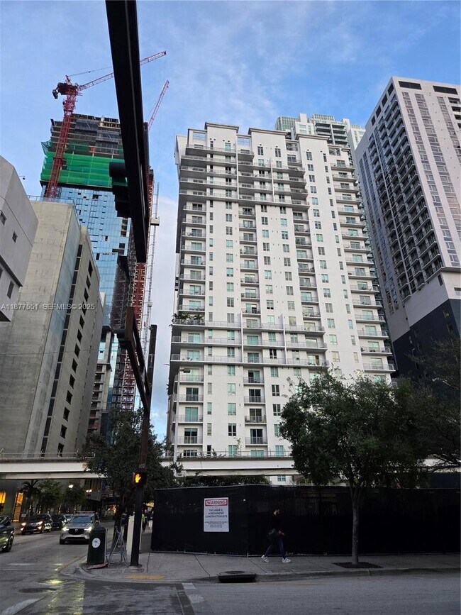 Building Photo - 234 NE 3rd St