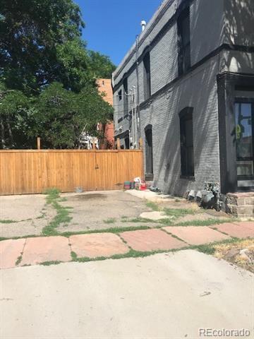 Building Photo - 3559 Zuni St