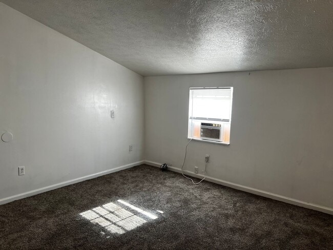 Building Photo - 11 Strozier St