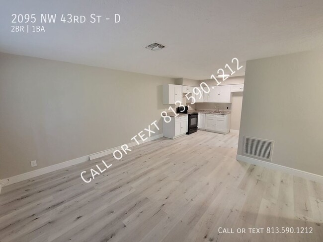 Building Photo - Completely Renovated Ocala Apartment