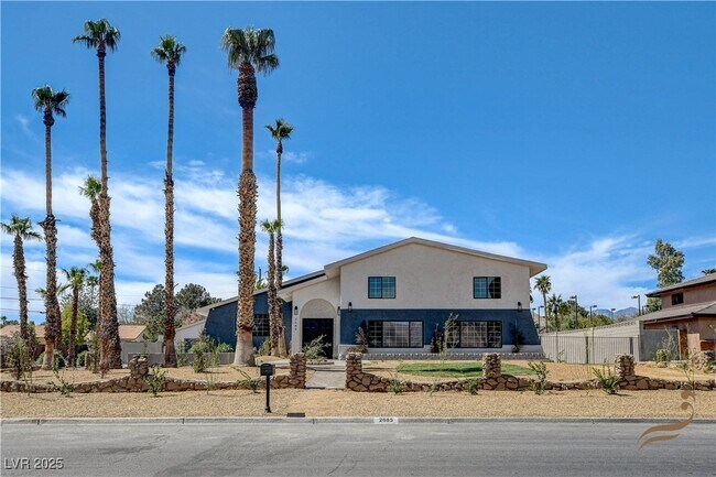 Primary Photo - 2685 S Tenaya Way