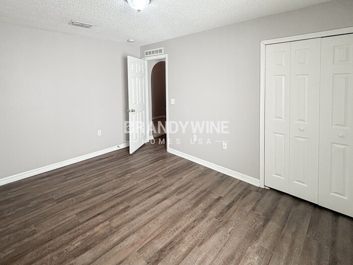 Building Photo - 10426 Fly Fishing St