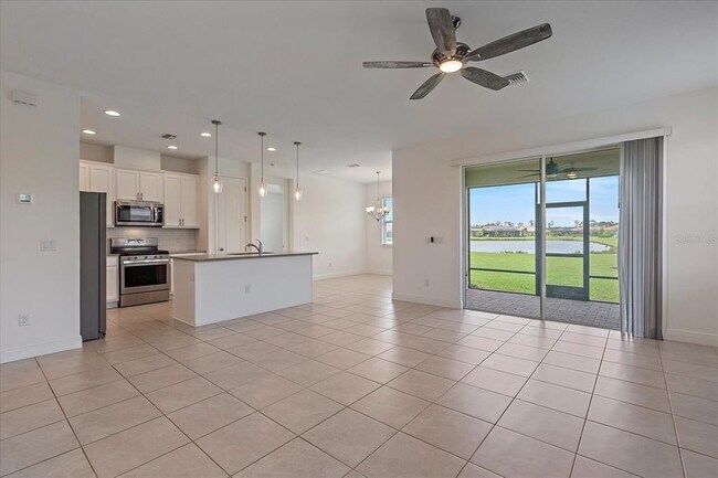 Building Photo - 10123 Carnoustie Pl