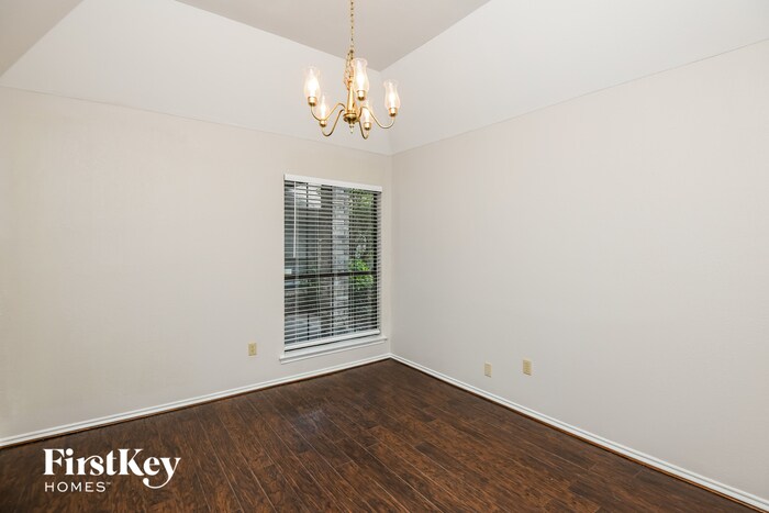 Building Photo - 4405 Grey Dawn Dr