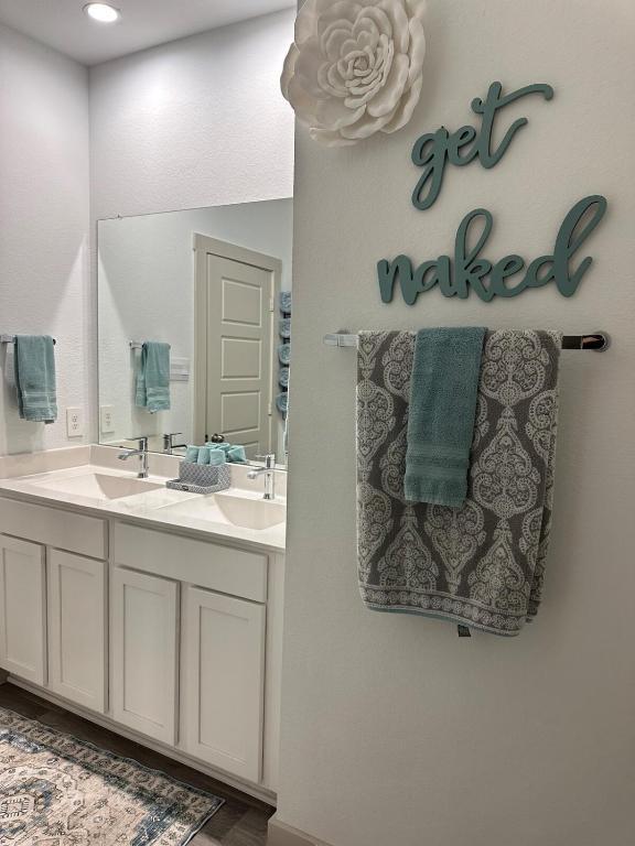 Building Photo - 12810 Heddington Grv Ln