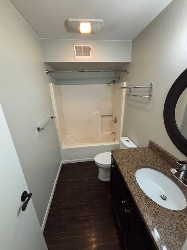 Building Photo - 4601-4607 Stauffer Ave SE