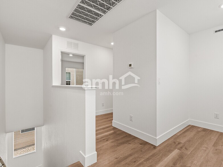 Building Photo - 5843 Fly Fisher St