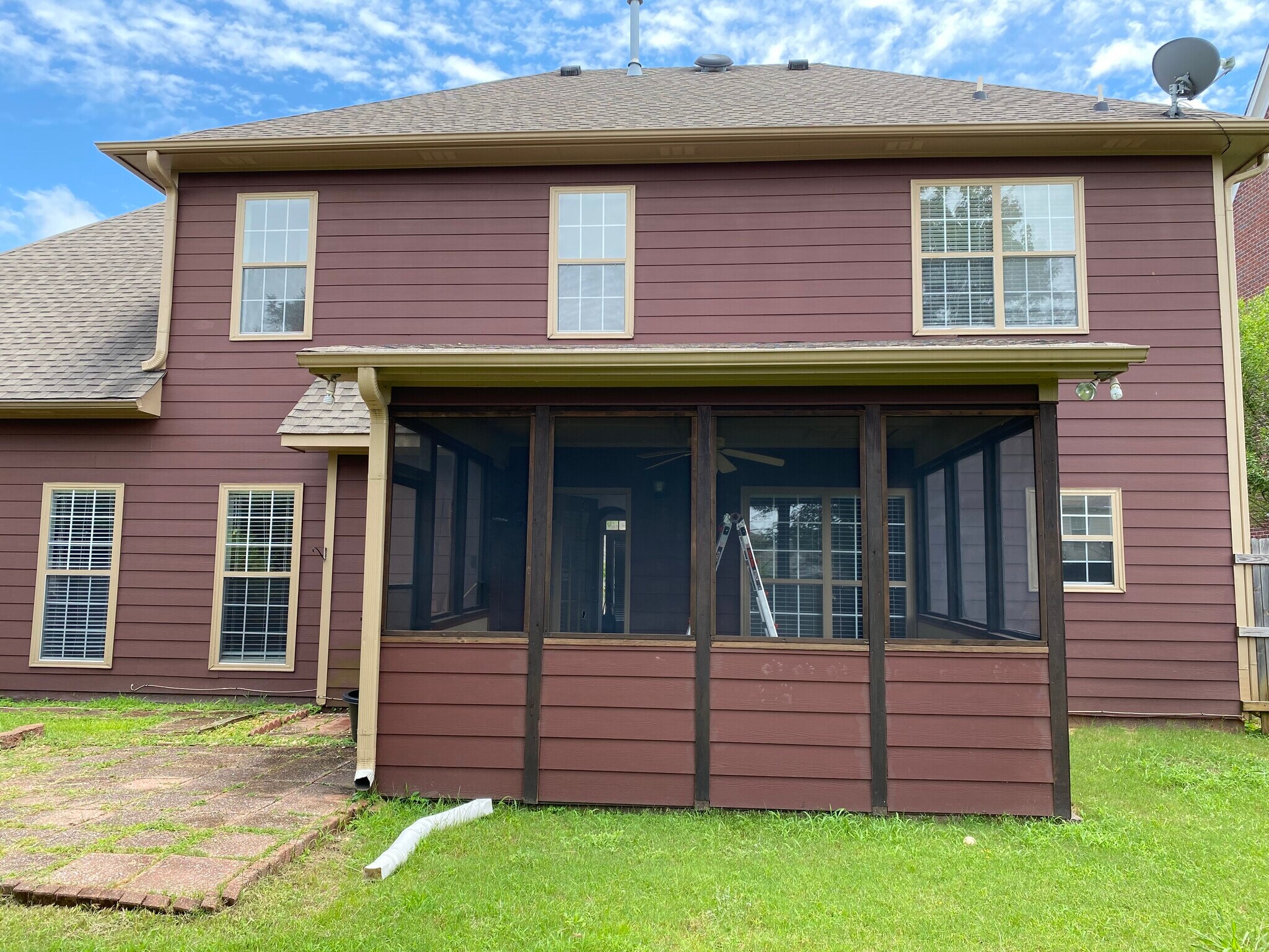 Building Photo - 6321 Overlook Dr
