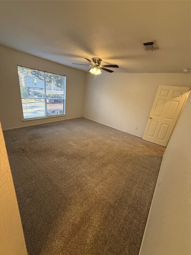 Building Photo - 5005 Georgi Ln