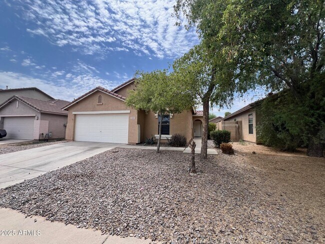 Building Photo - 3119 W Silver Creek Dr