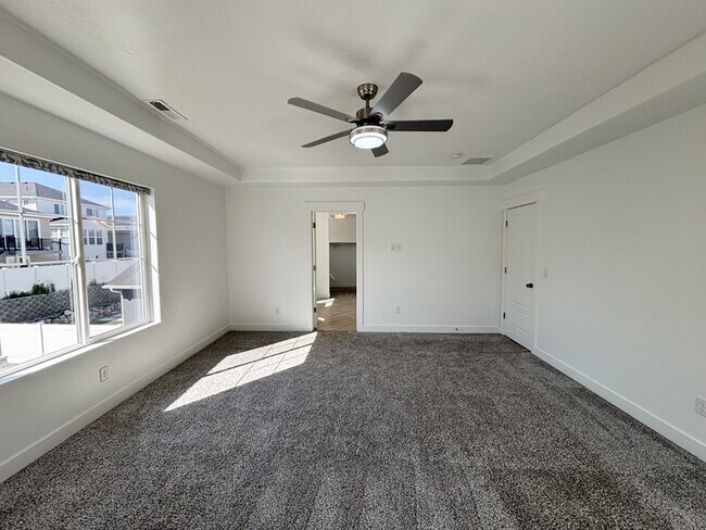 Building Photo - 6086 W Esker Terrace Ln