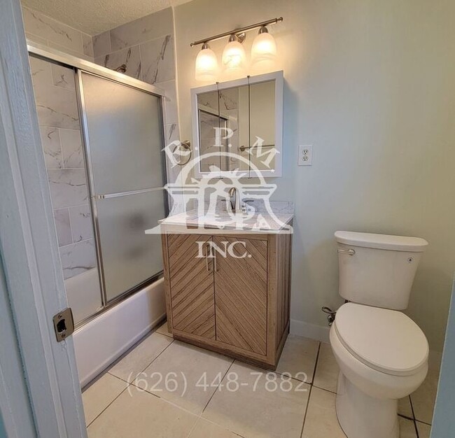 Building Photo - Charming 1-Bedroom Back House in El Monte,...
