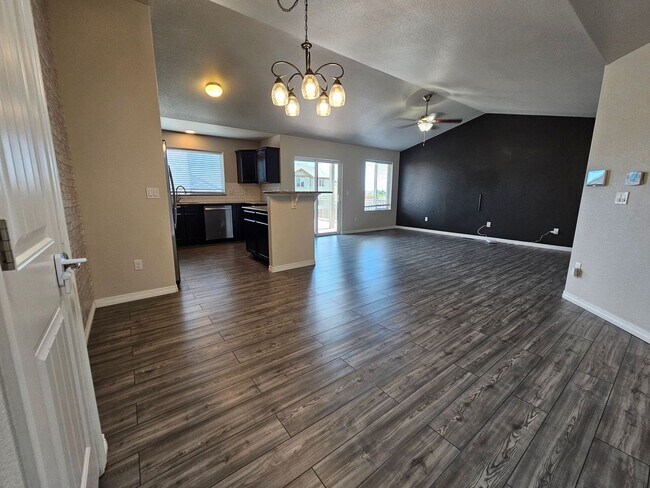 Building Photo - 13256 Park Meadows Dr