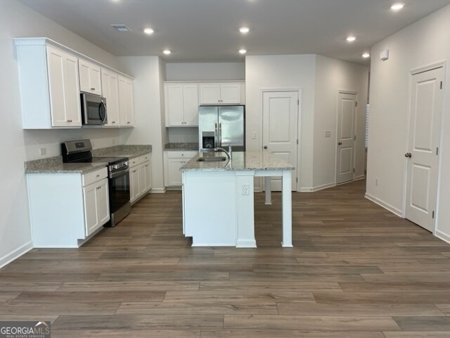 Building Photo - 148 Vision St