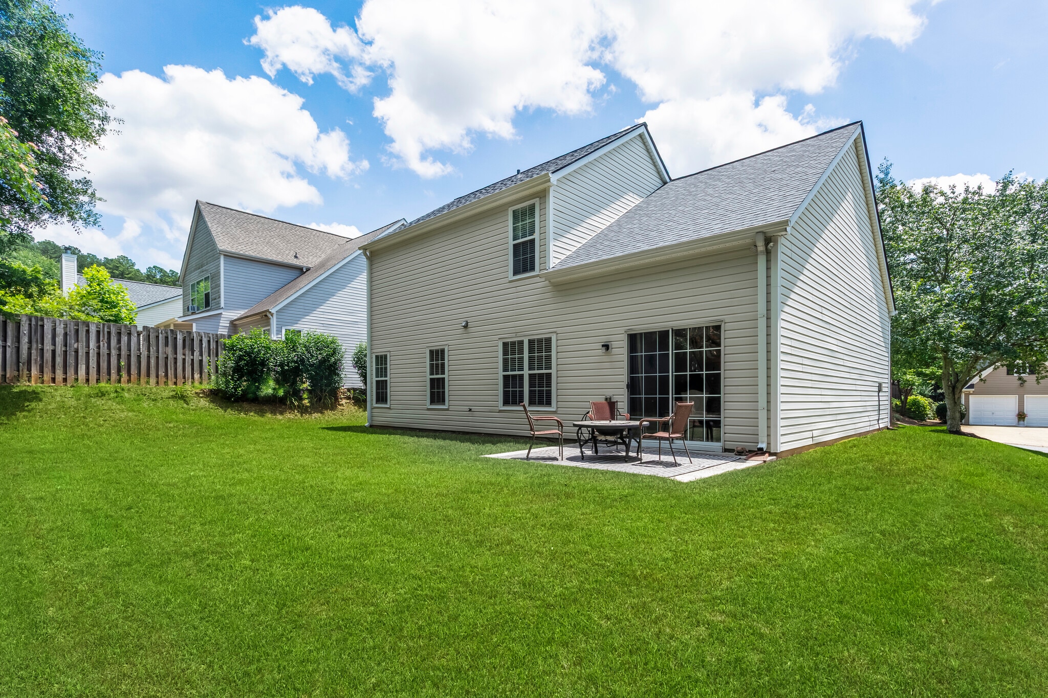Big Backyard - 161 Weatherstone Dr