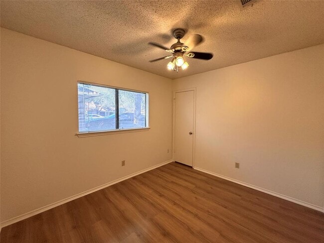 Building Photo - 4611 Tobago Cove