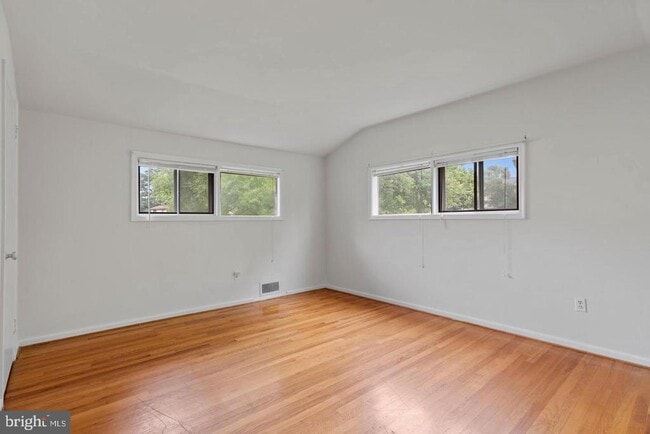 Building Photo - 6318 Willowood Ln