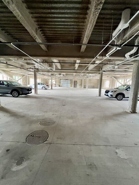 Building Photo - 1029 SW Adams St