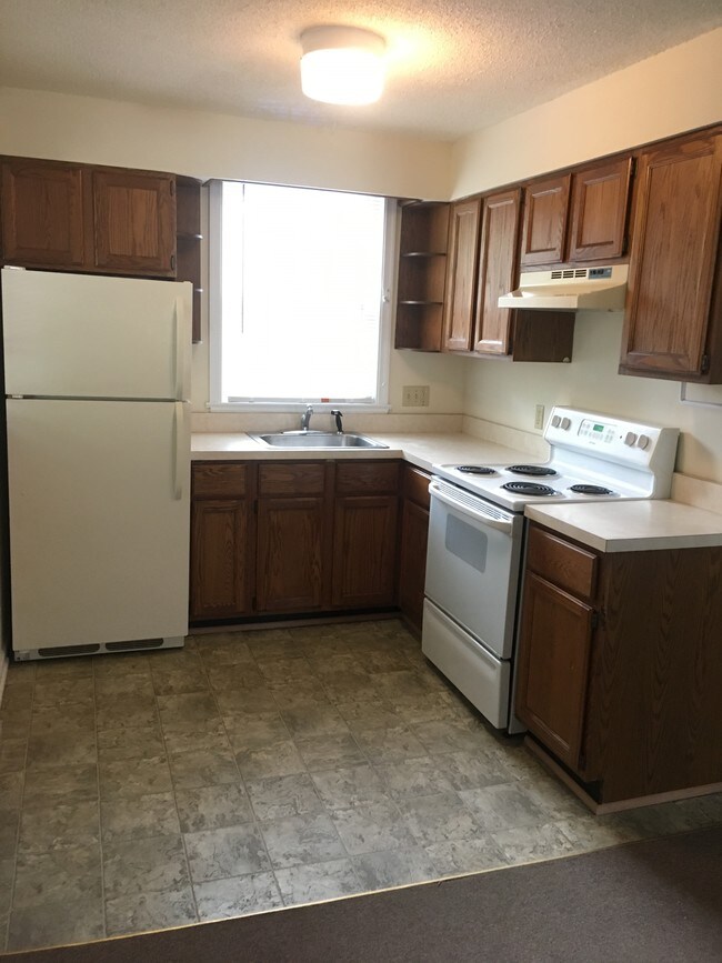 Eagle Village Apartments and Condominuims Hawley, PA Apartment Finder