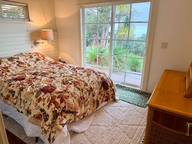 Building Photo - Piiholo Country Home