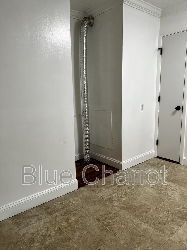 Building Photo - 4100 Pittsford Rd