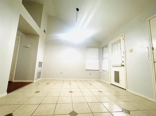 Building Photo - 1401 Marigold Dr