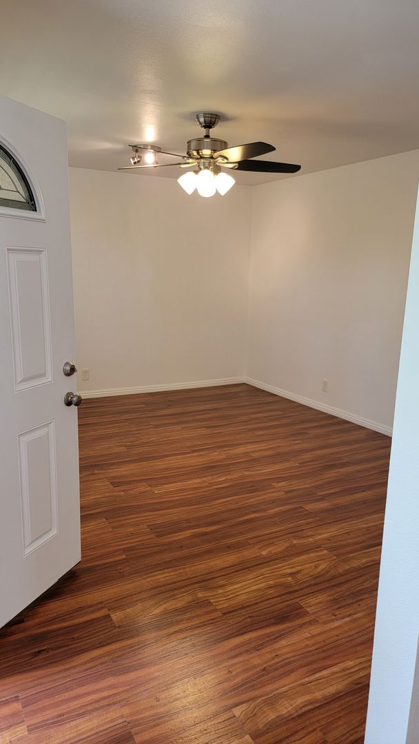 Building Photo - Encinitas - 4Bed/2 Bath - Close to schools and trails!