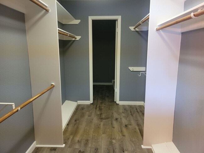Building Photo - On the water! Updated 2bd/2ba Tempe Rental--COMING SOON