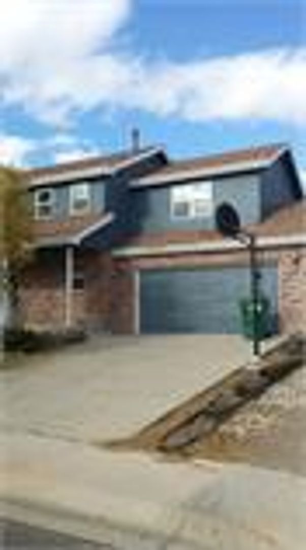 Building Photo - 1216 Mountview Dr