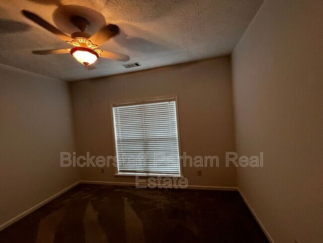 Building Photo - 7013 Imperial Way