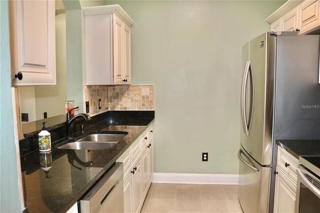 Building Photo - 13548 Turtle Marsh Loop