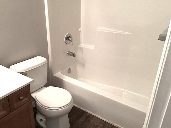 Building Photo - 5440 Rock Creek Ct