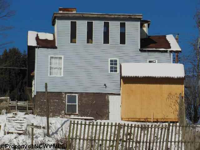Building Photo - 512 Warren St