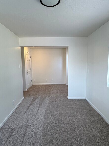 Building Photo - 169 E 1235 S