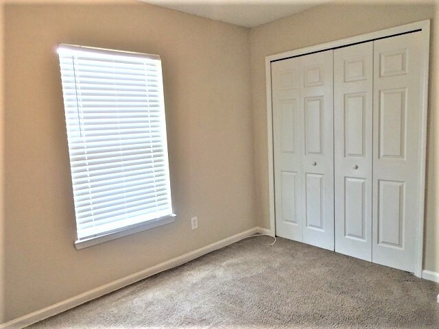 Building Photo - 6486 Hannah Stables Dr