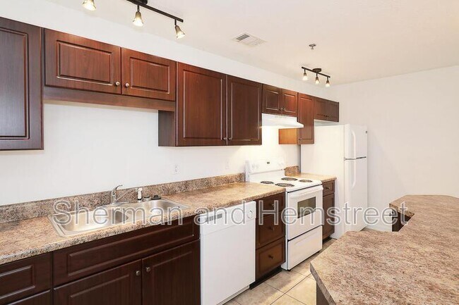 Building Photo - 3800 London Ct SW
