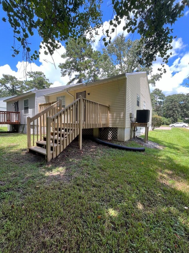 Building Photo - 4013 Catawba St