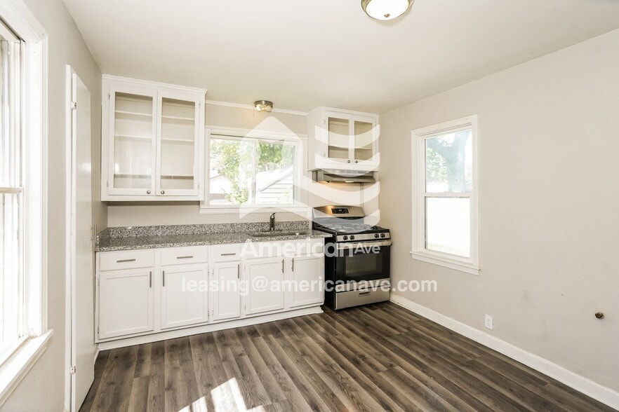 Building Photo - 4369 N 54th St